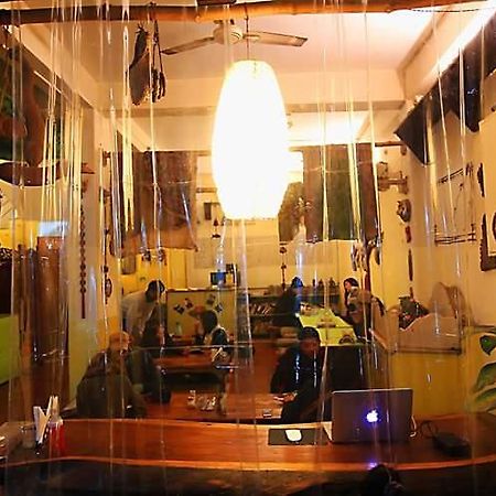 Bona Cafe Restaurant & Sala Guest House Varanasi Luaran gambar